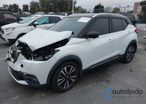 2019 Nissan Kicks Sr из США, поврежденный, VIN 3N1CP5CU7KL519723